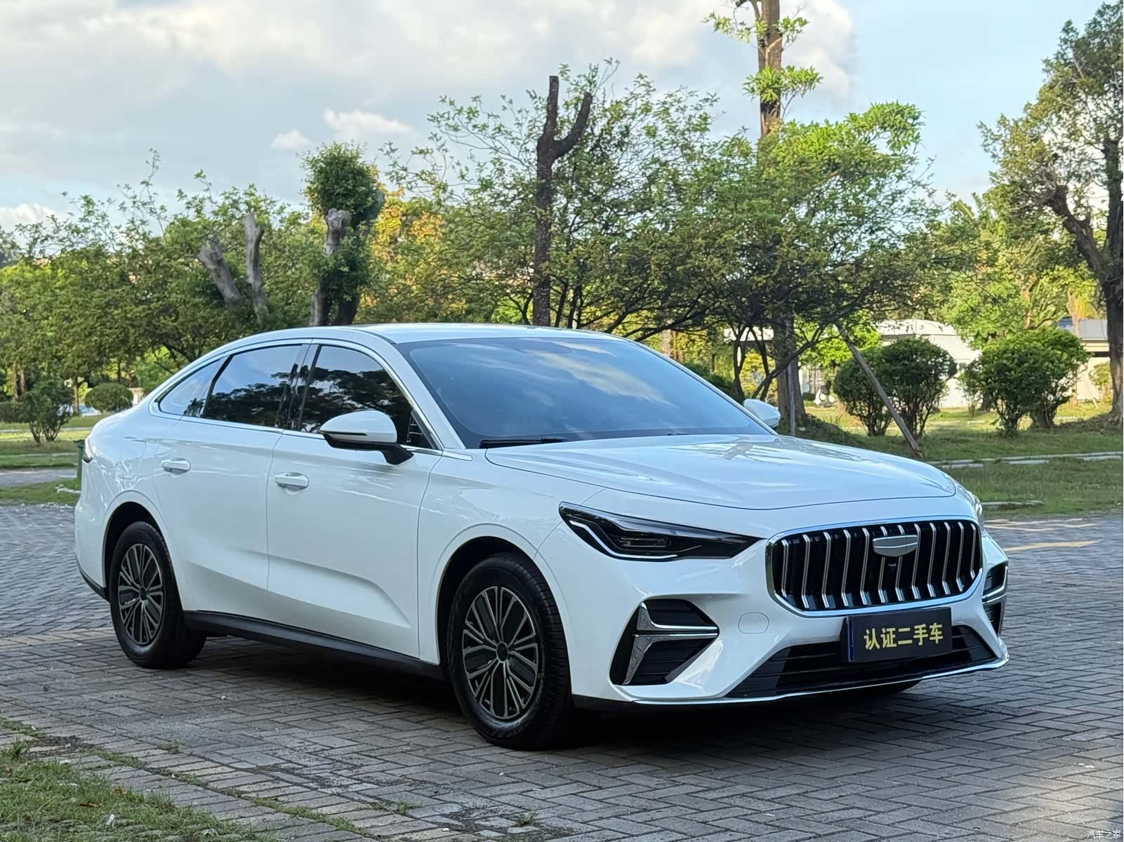 Geely Emgrand, 2026 3