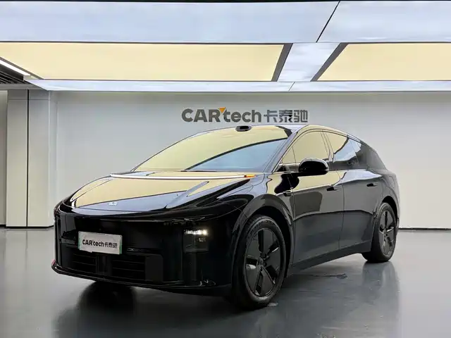 Li Auto i6 2026 — купить из Китая под заказ