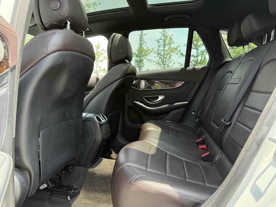 Mercedes-Benz GLC Mercedes-Benz GLC