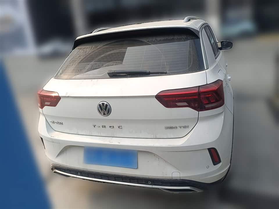 Volkswagen T-ROC exploring Songs