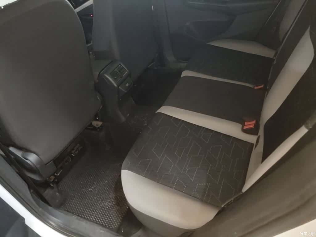 Volkswagen VS7, 2023 17