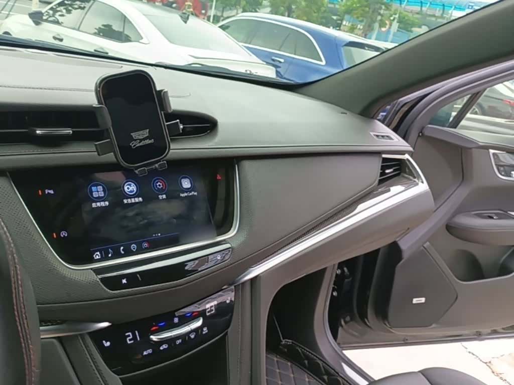 Cadillac XT5, 2024 6