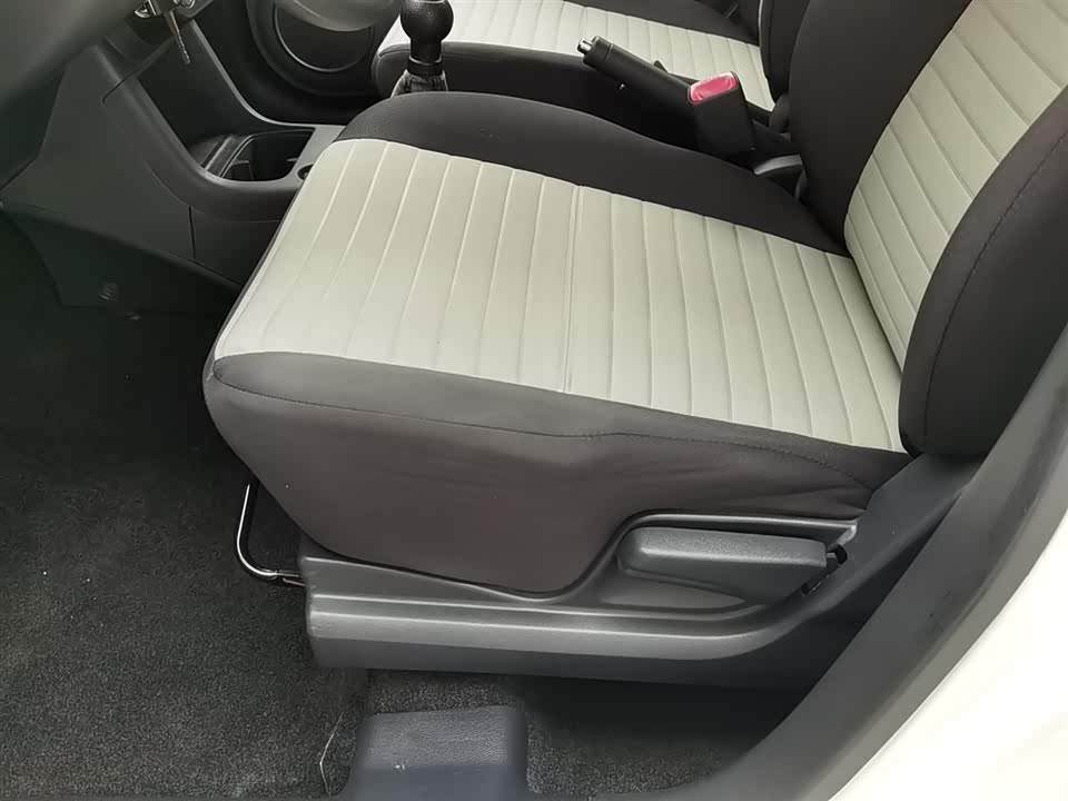 Suzuki Swift Suzuki Swift