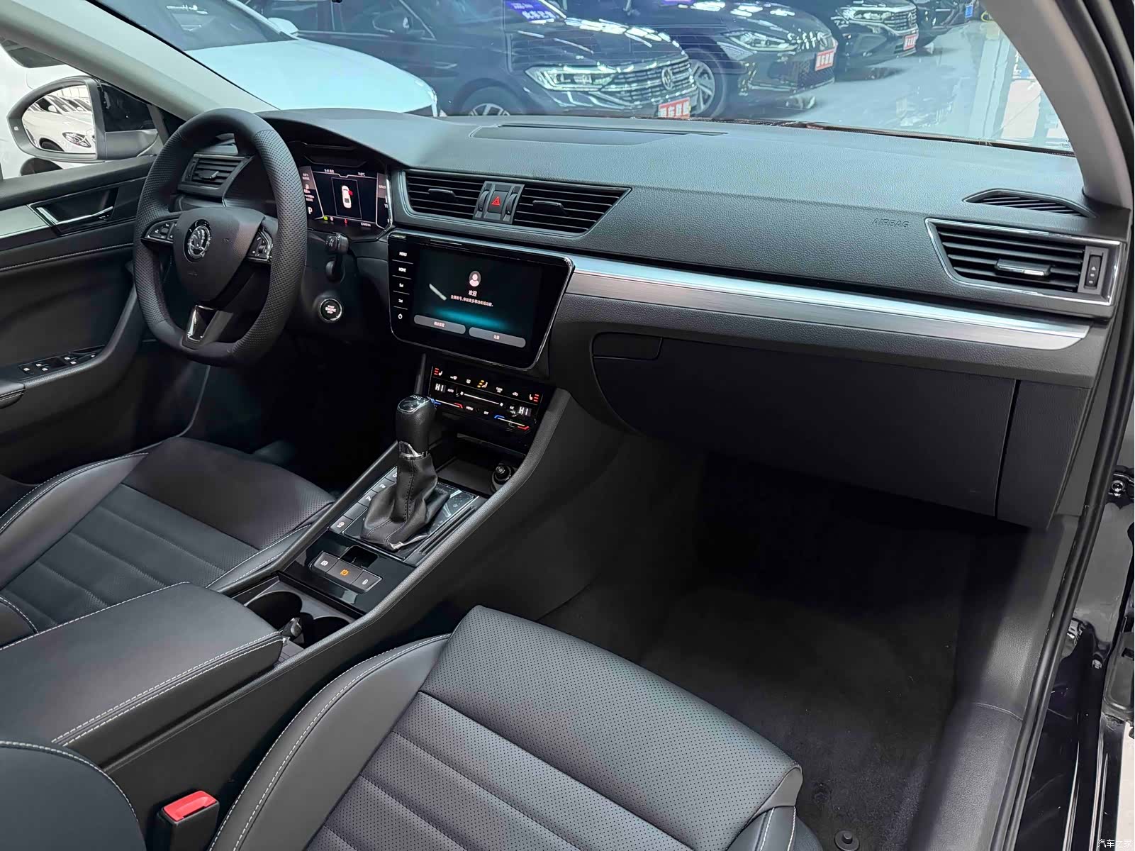 Skoda Superb, 2022 18