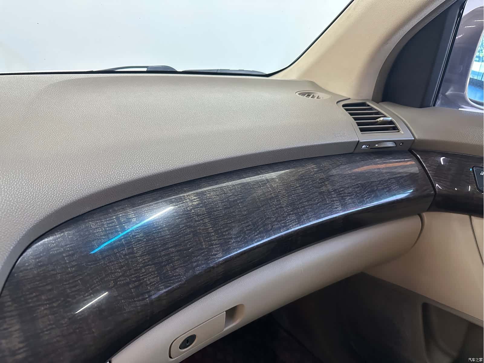Acura MDX, 2011 10