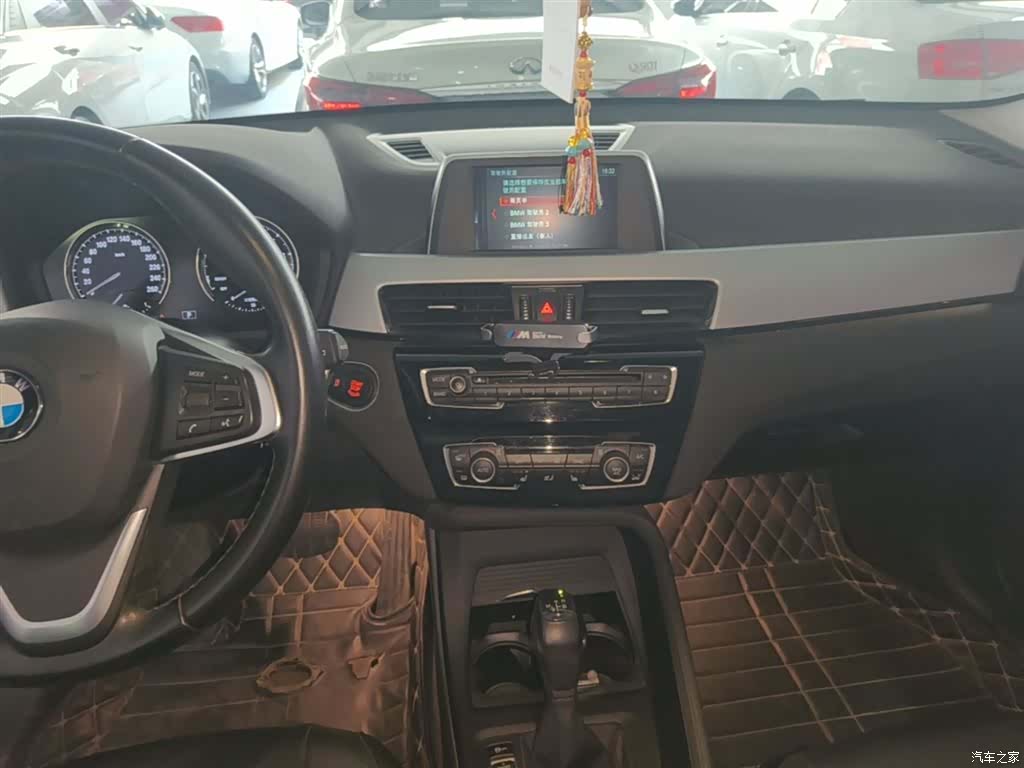 BMW X1, 2019 13