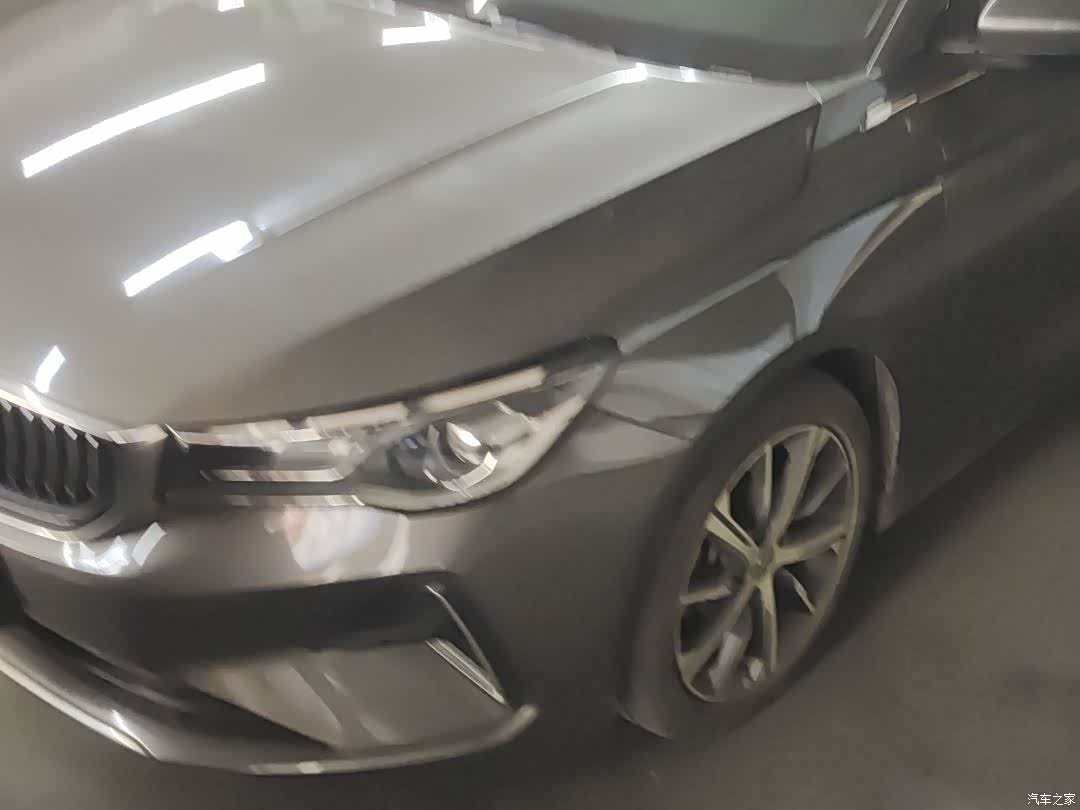 Geely Emgrand, 2022 10