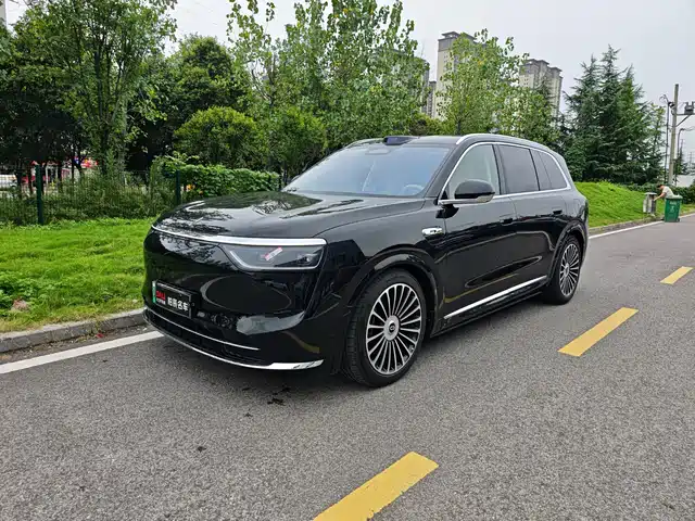 AITO M8 2025 — купить из Китая под заказ
