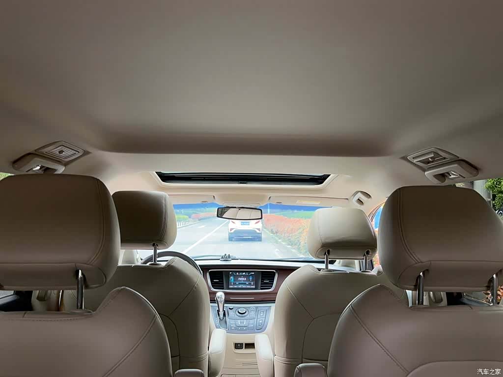 Buick GL8, 2019 11