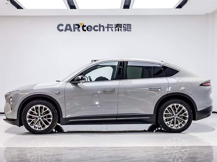NIO EC6