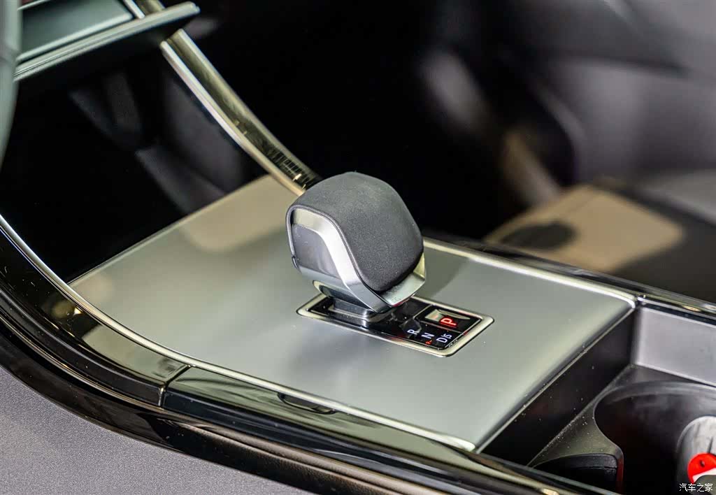 Land Rover Range Rover, 2025 15