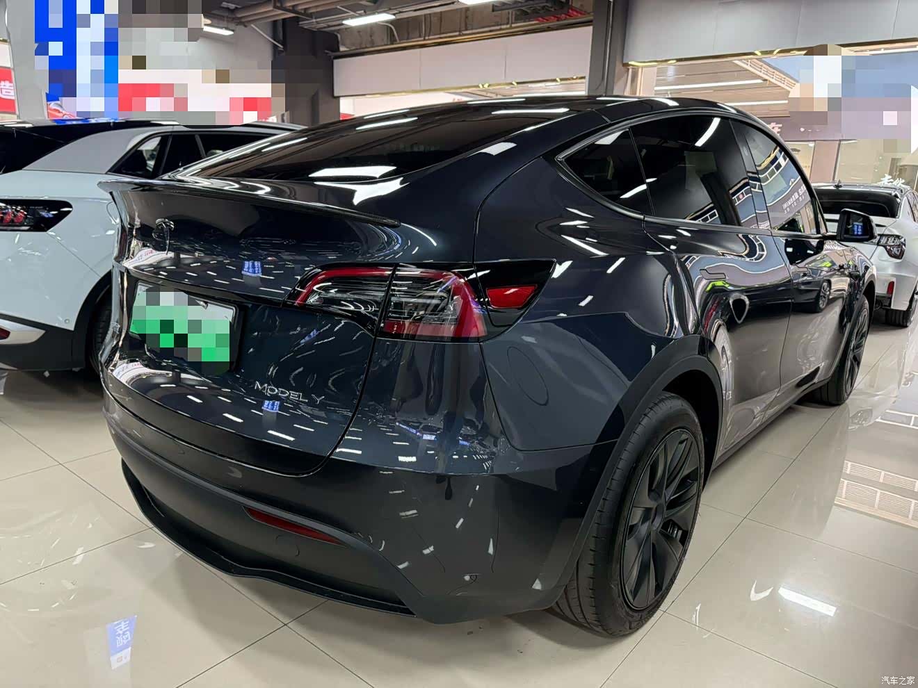 Tesla Model Y, 2024 17