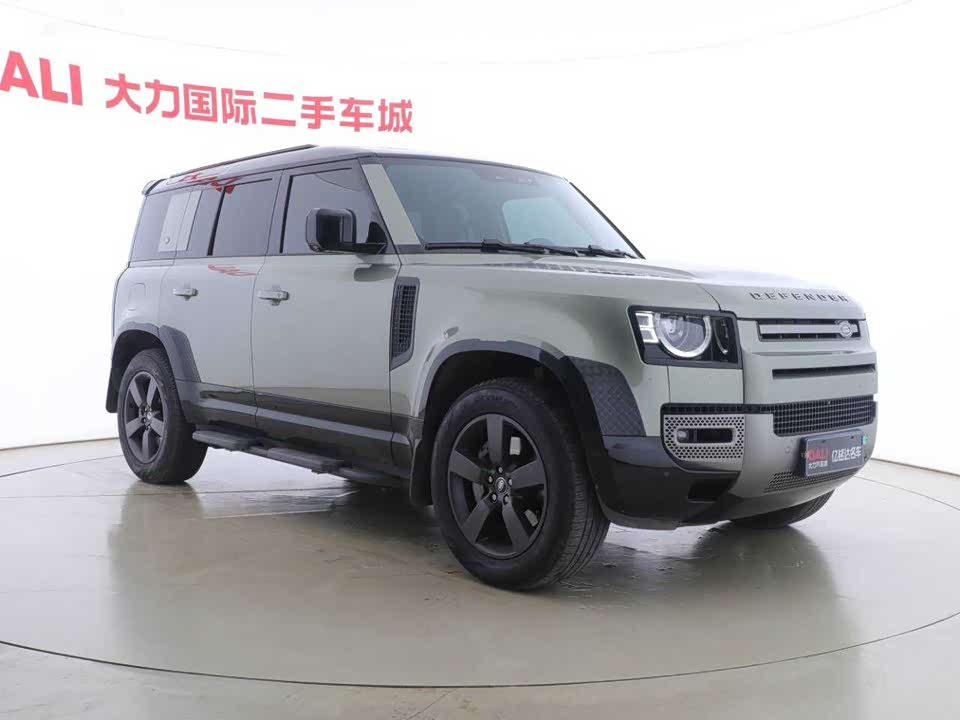 Land Rover guard