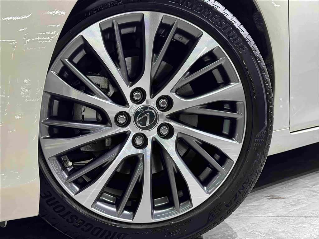 Lexus ES, 2021 20