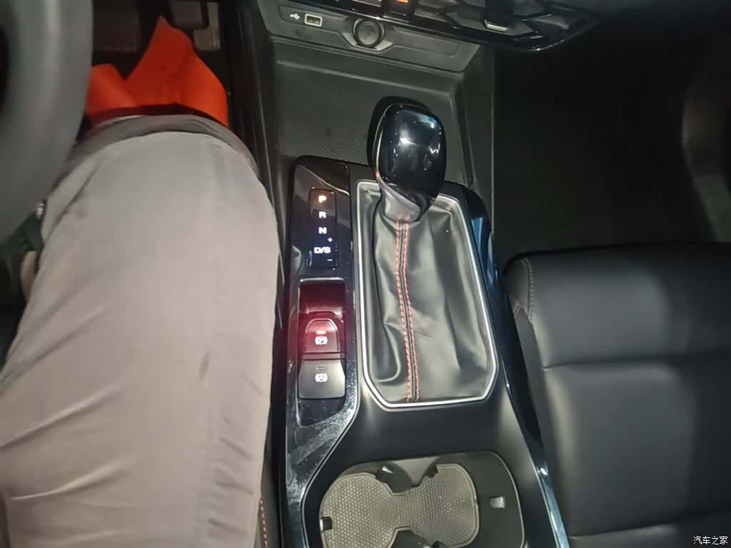 MG MG5, 2022 14