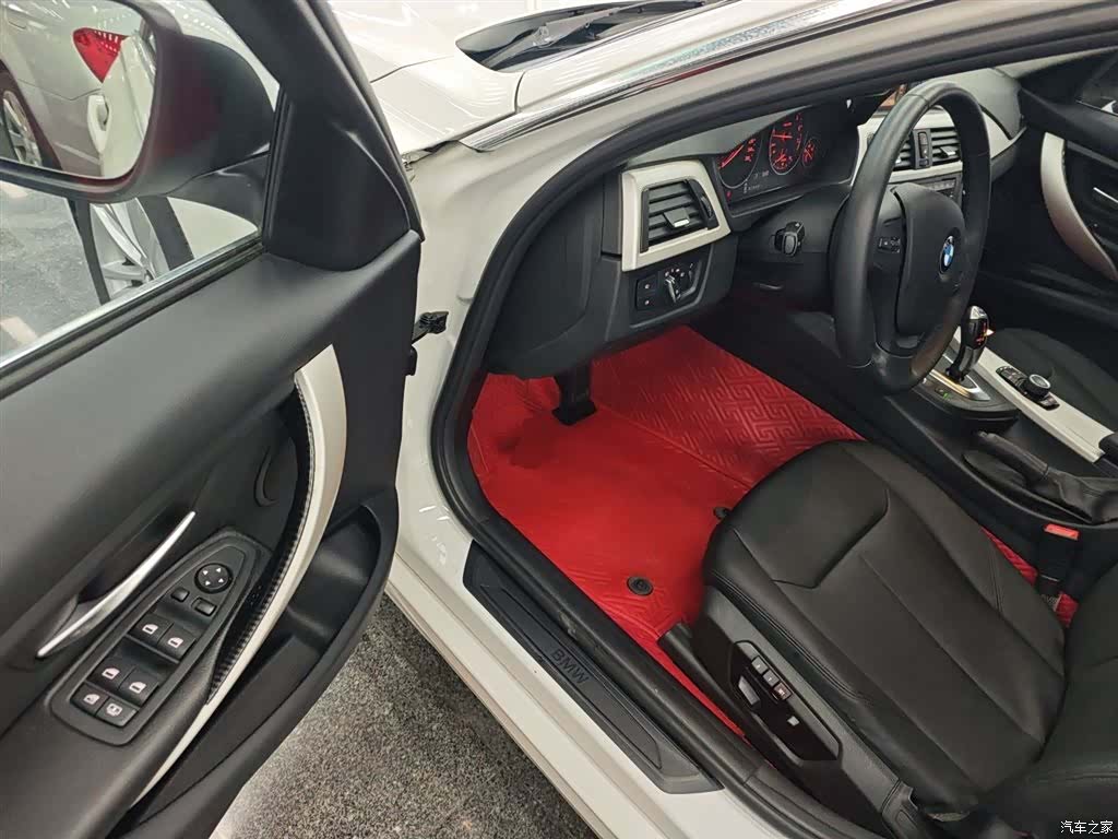 BMW 3 Series, 2015 12