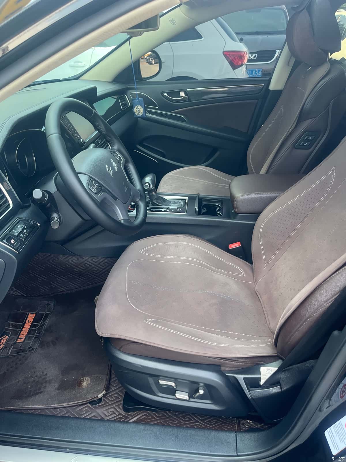 Hongqi H7, 2019 6