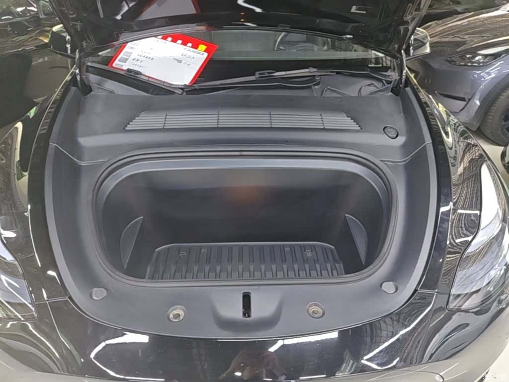 Tesla Model Y, 2022 20