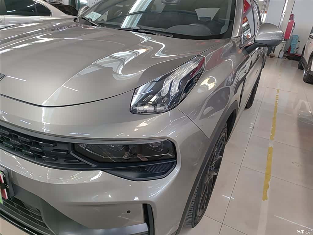 Lynk & Co 01, 2022 24