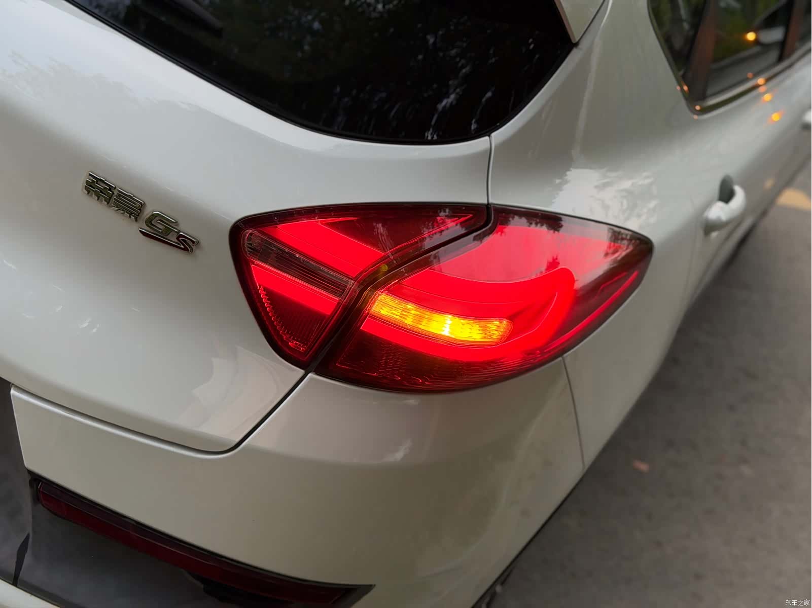Geely Emgrand, 2018 23
