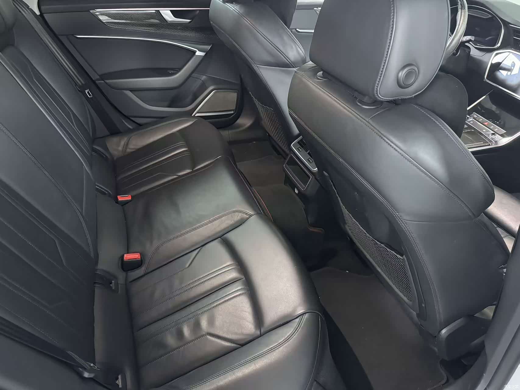 Audi A7, 2021 10