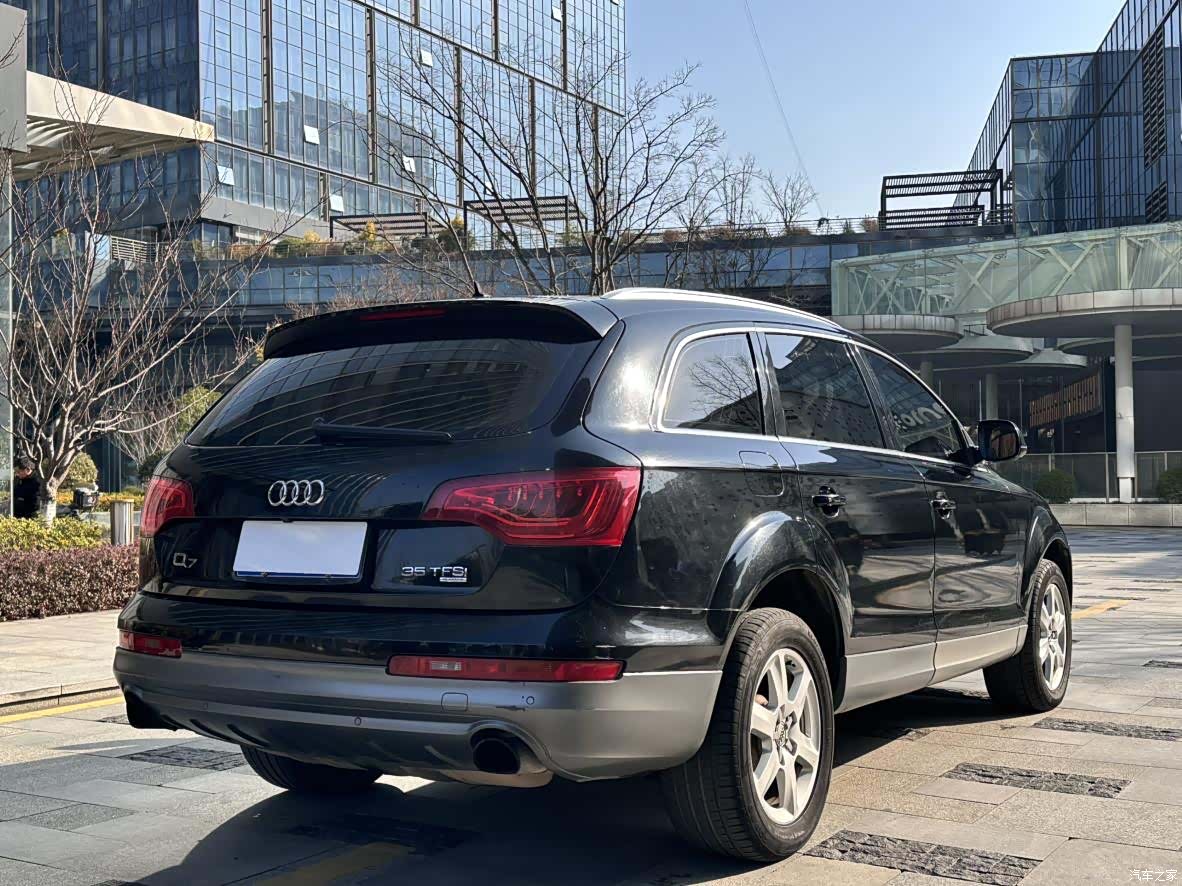 Audi Q7, 2015 4