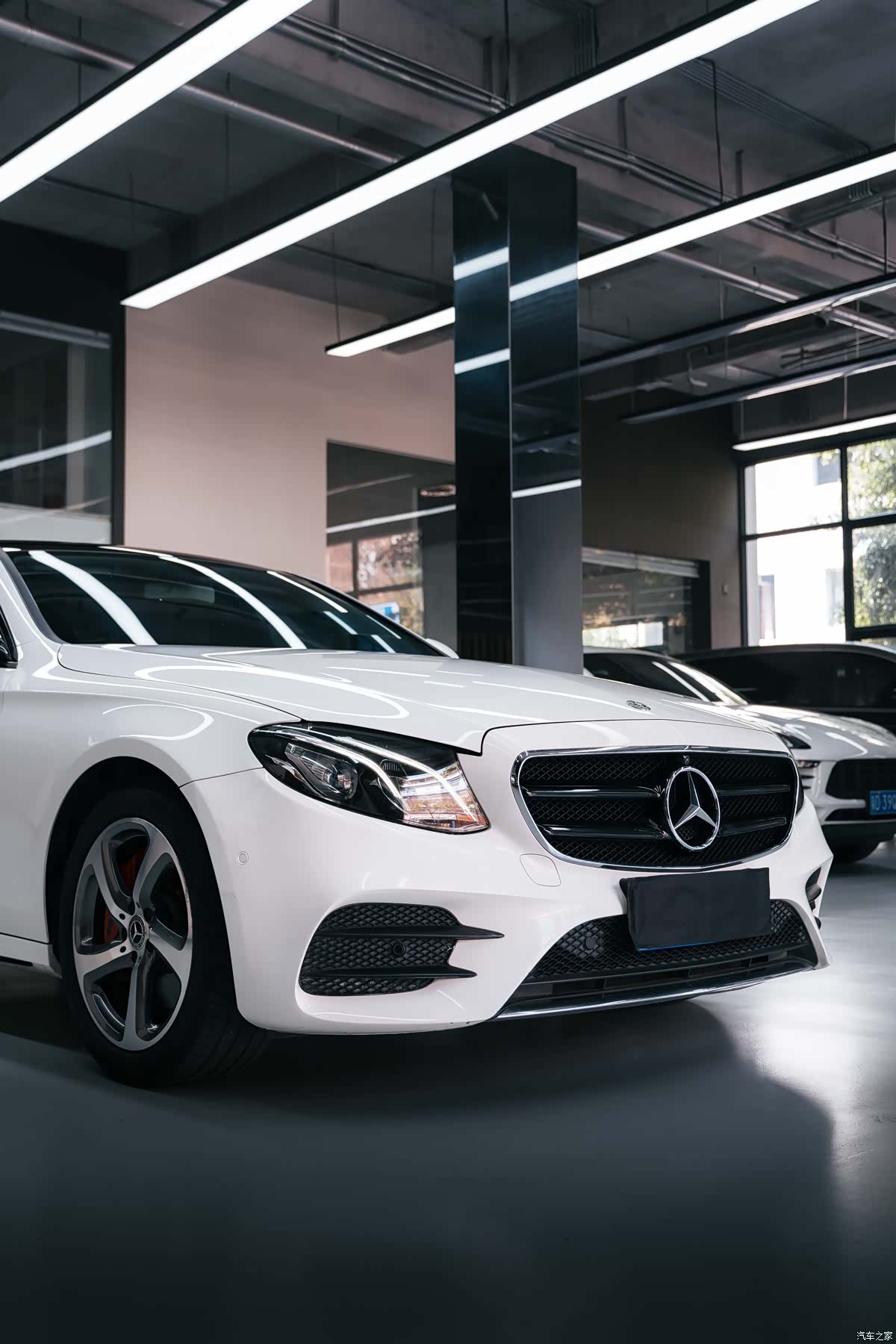 Mercedes-Benz E-Class, 2018 7