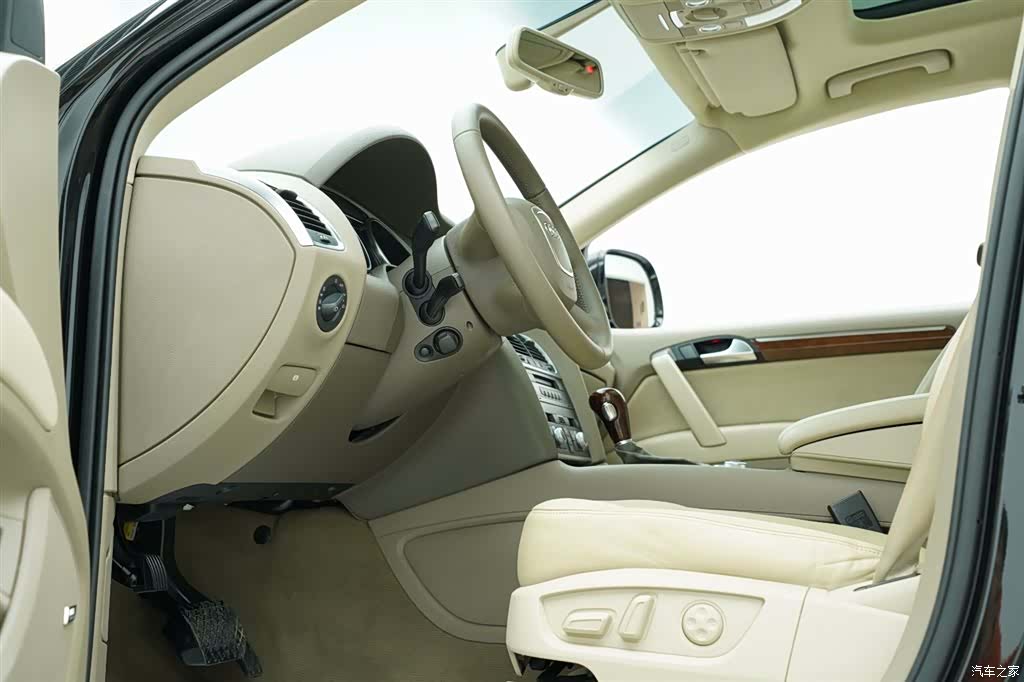 Audi Q7, 2007 9