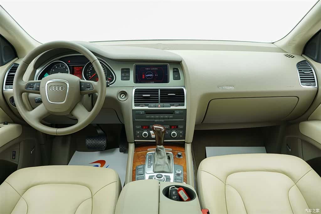 Audi Q7, 2007 7