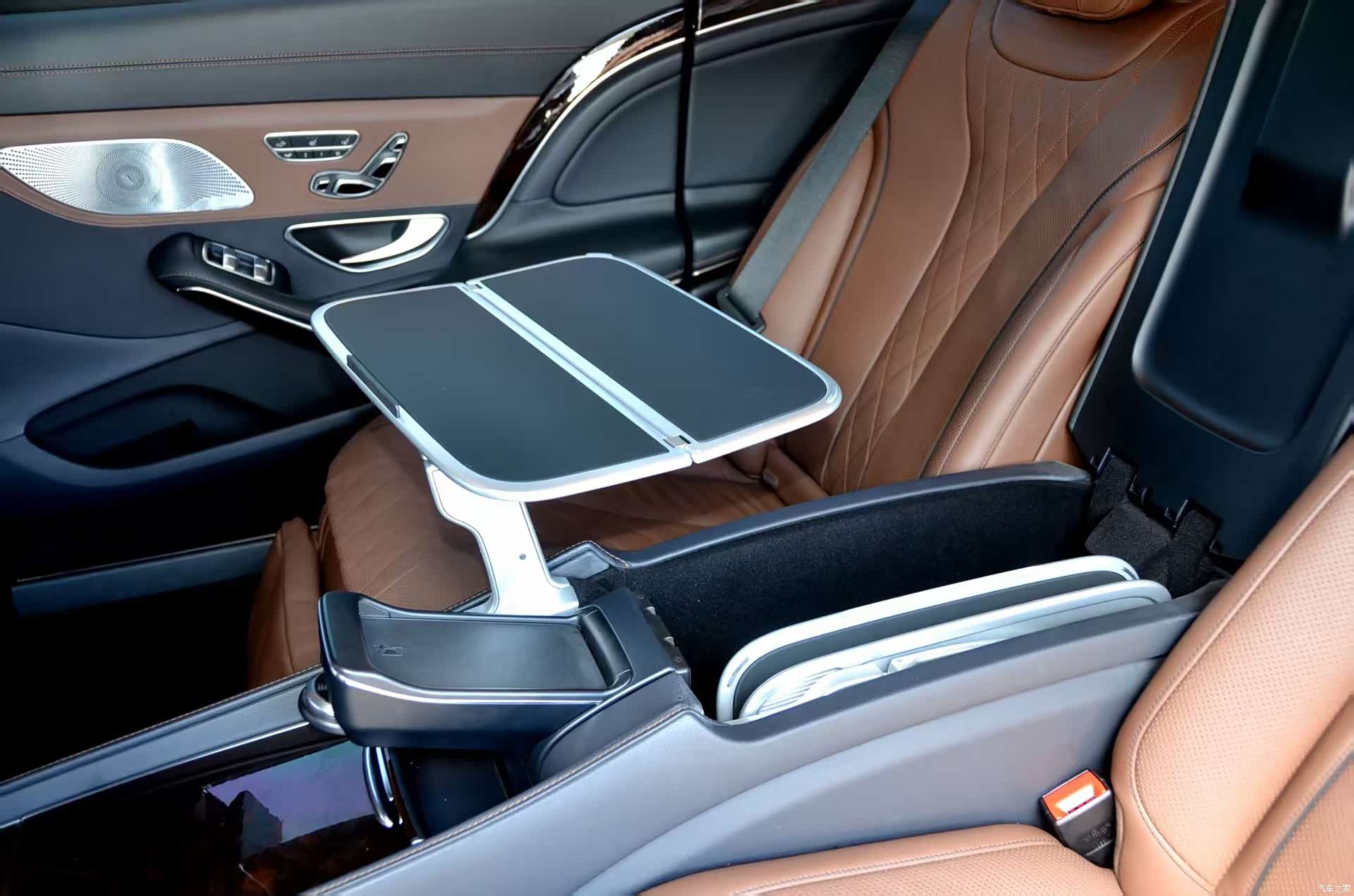 Maybach S-Class, 2018 6