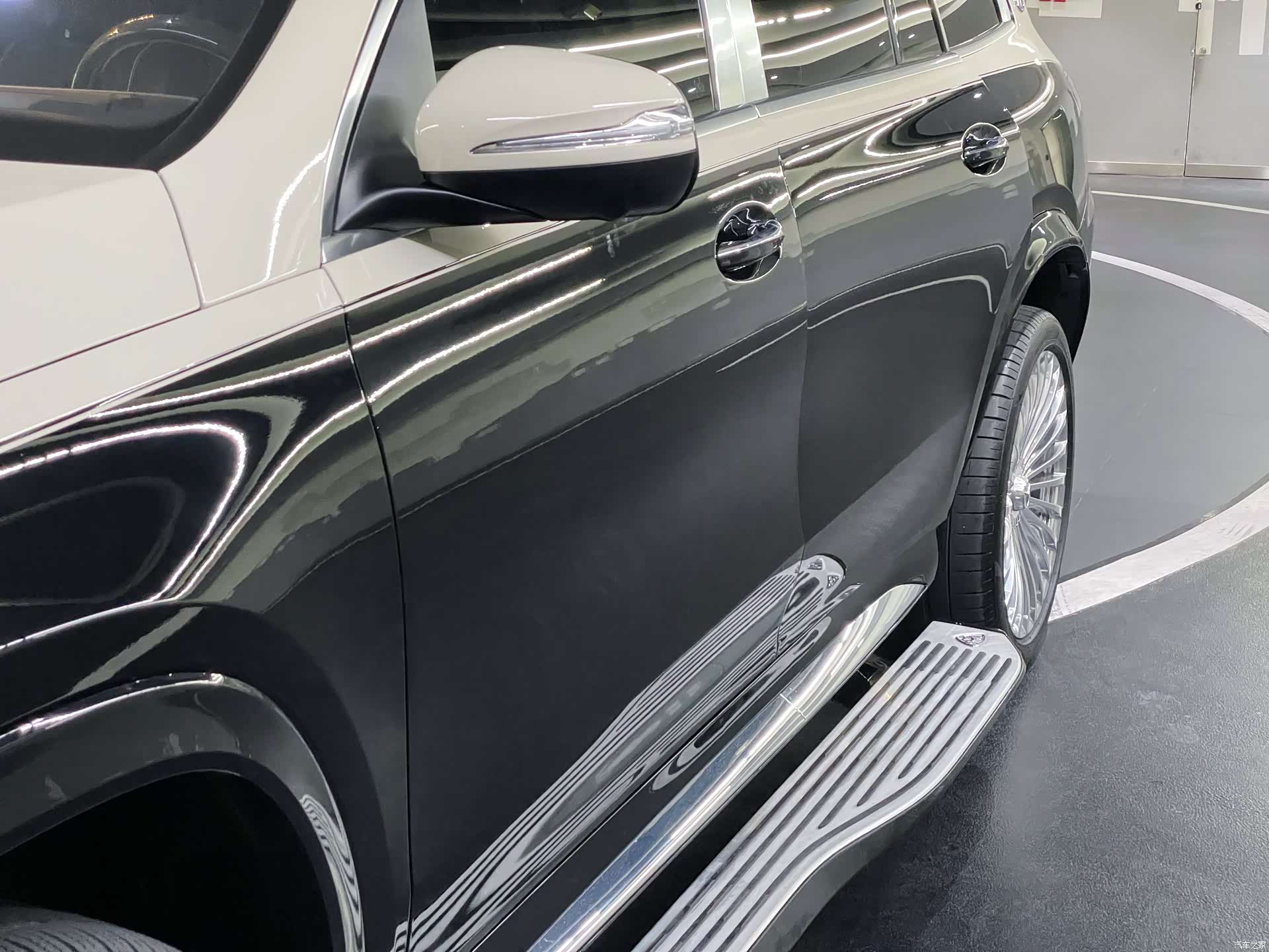 Maybach GLS, 2022 7