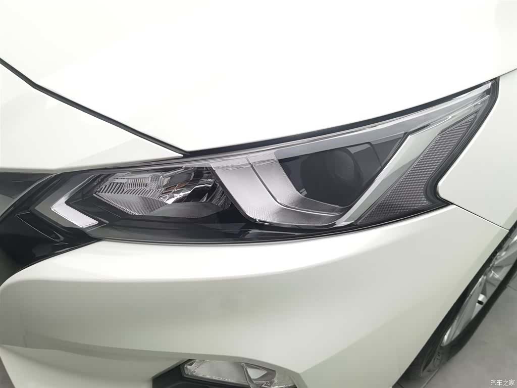 Nissan Teana, 2020 7