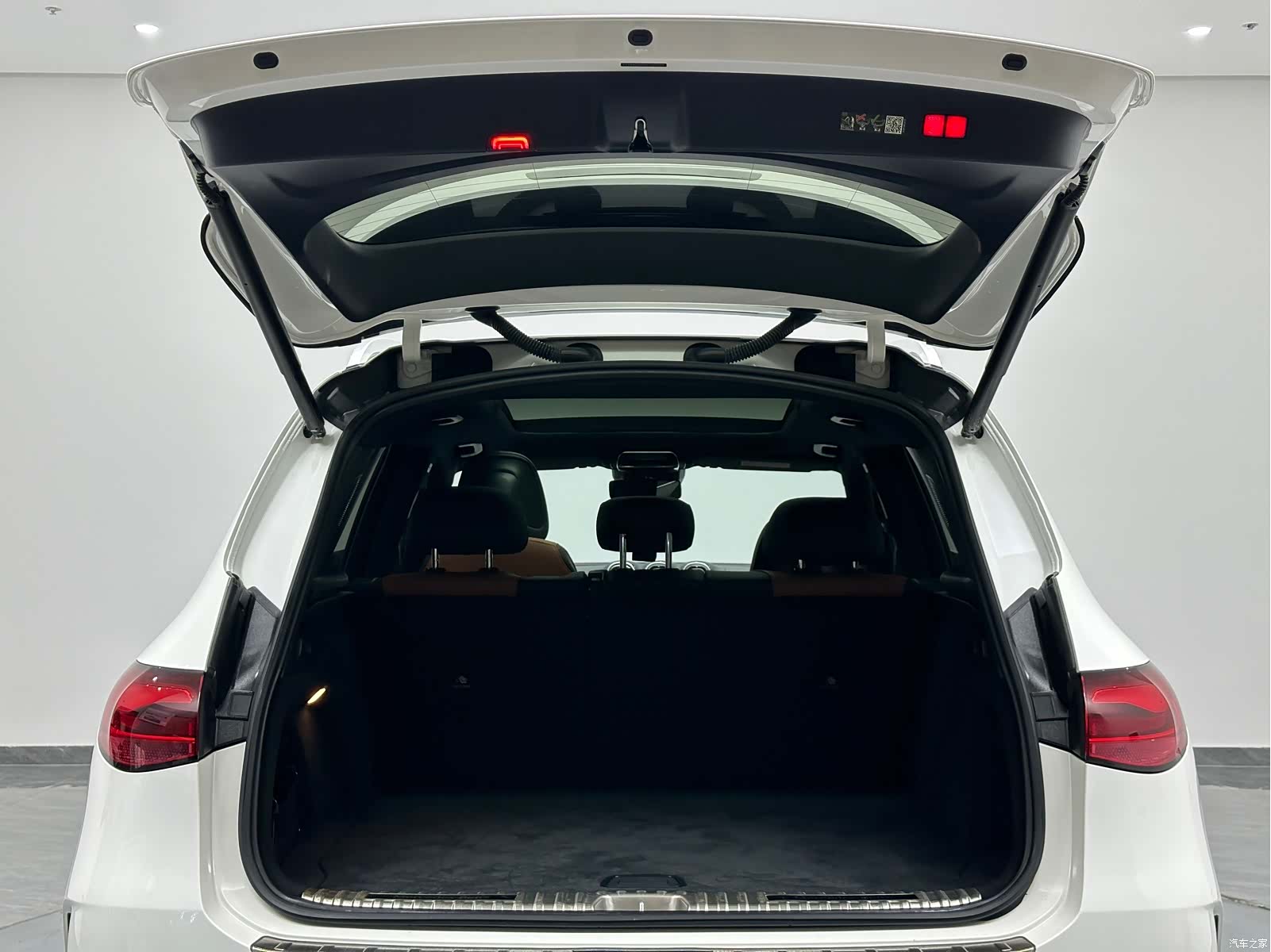 Mercedes-Benz GLC, 2024 30