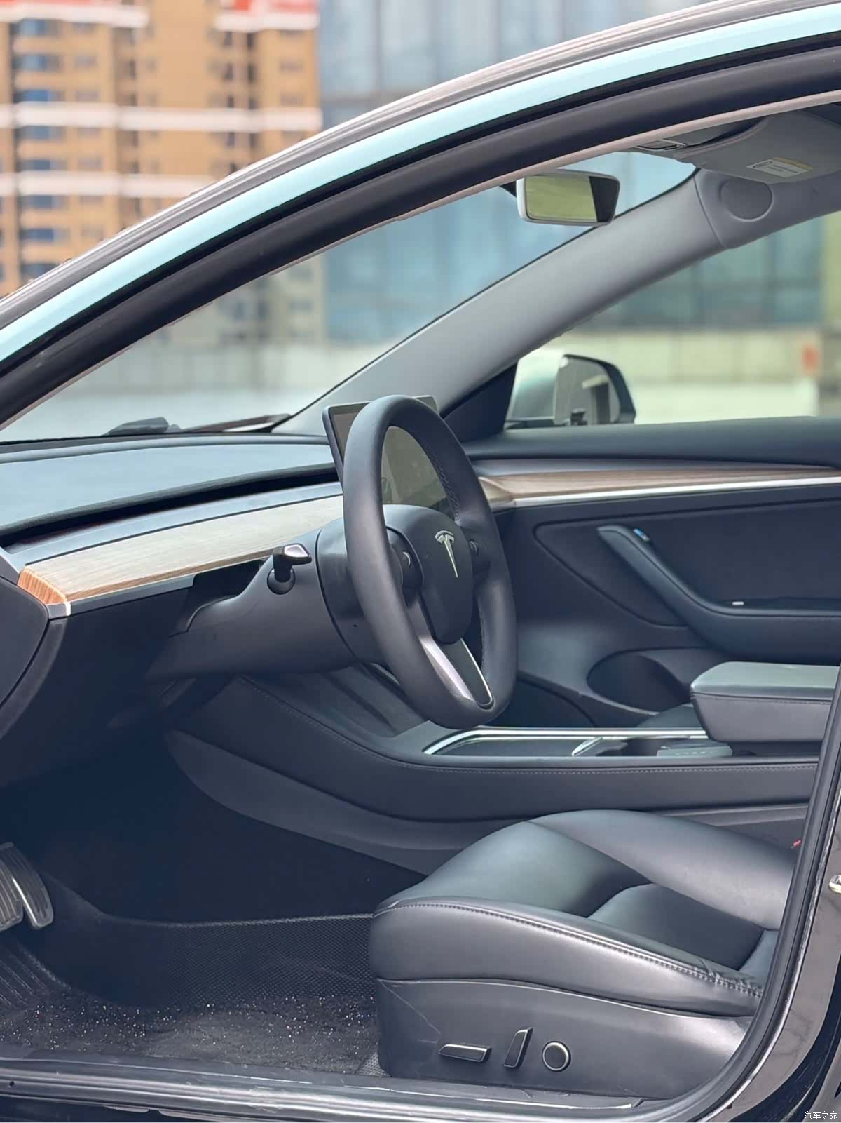 Tesla Model 3, 2021 4