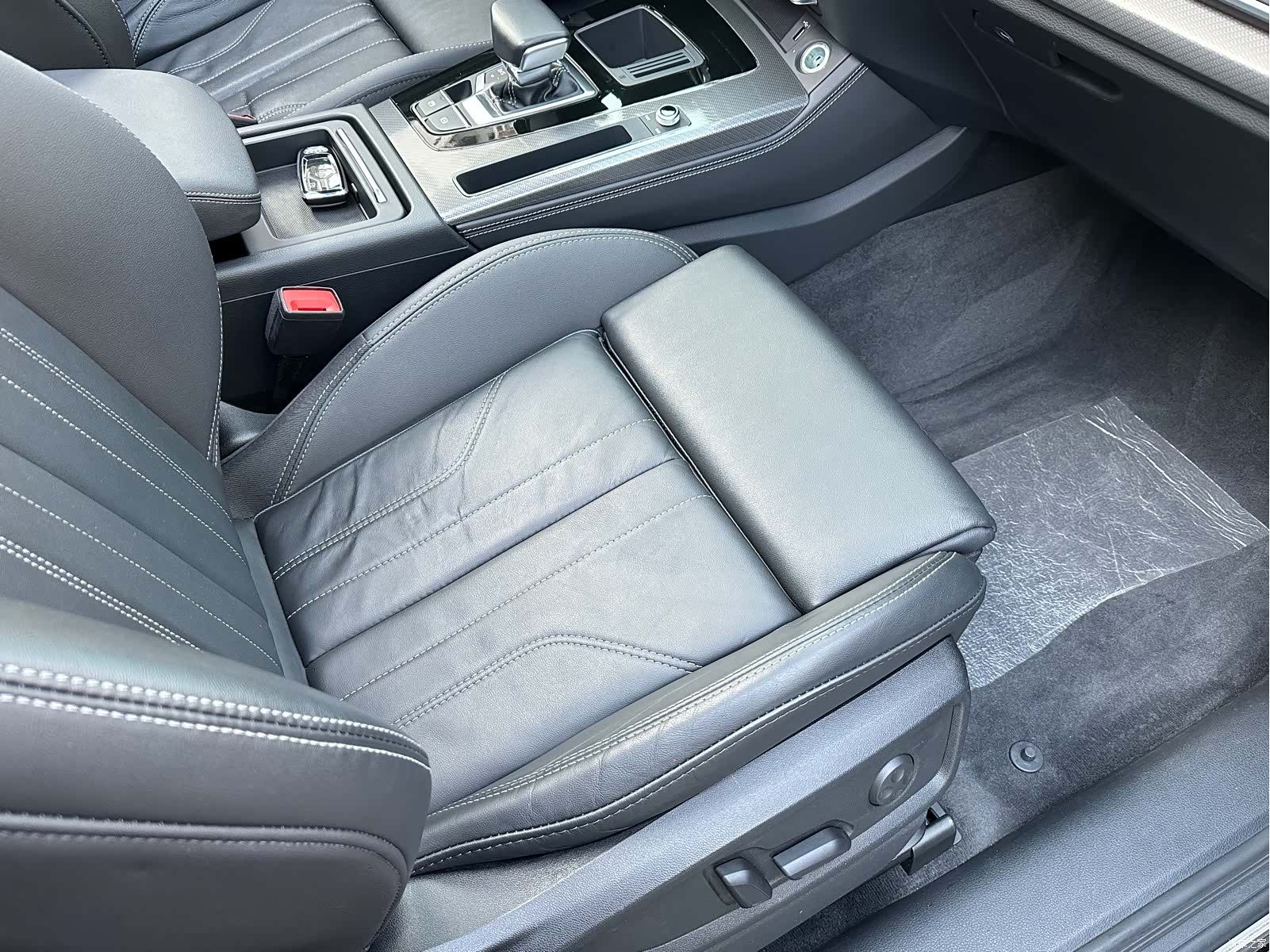 Audi Q5L, 2022 24