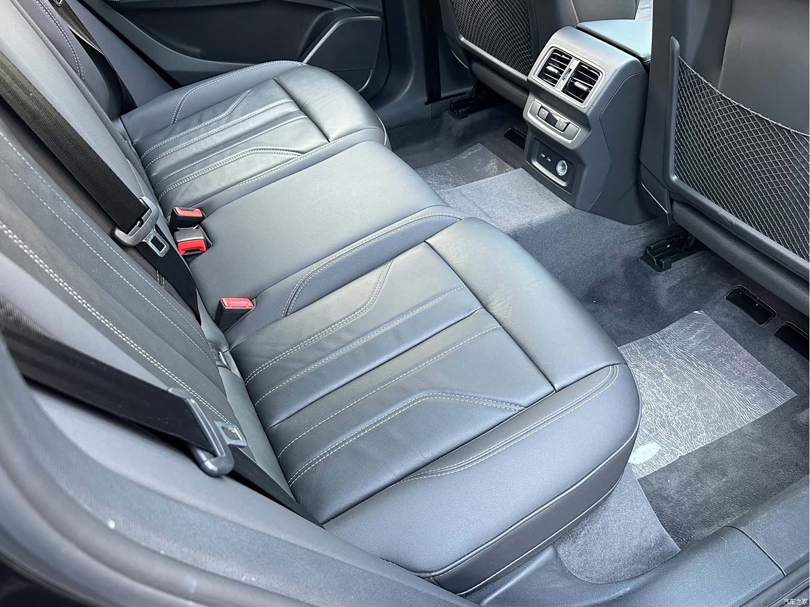 Audi Q5L, 2022 26