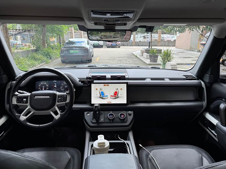 Land Rover guard Land Rover guard