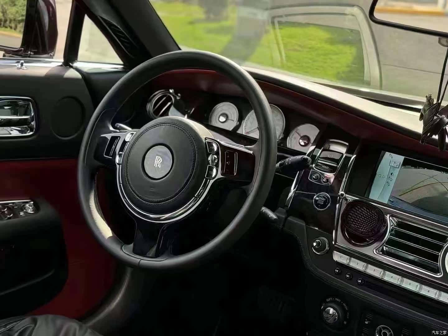 Rolls-Royce Wraith, 2015 4