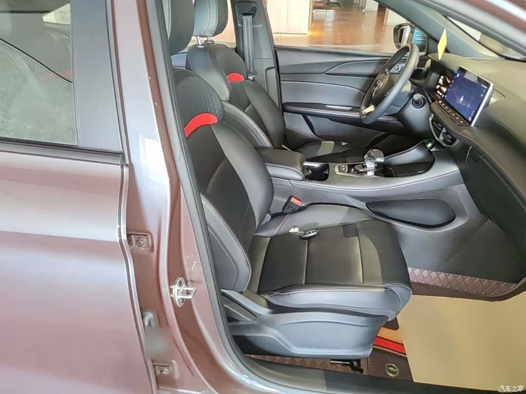 MG MG5, 2024 25