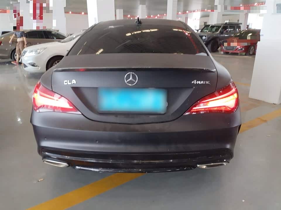 Mercedes-Benz CLA Mercedes-Benz CLA