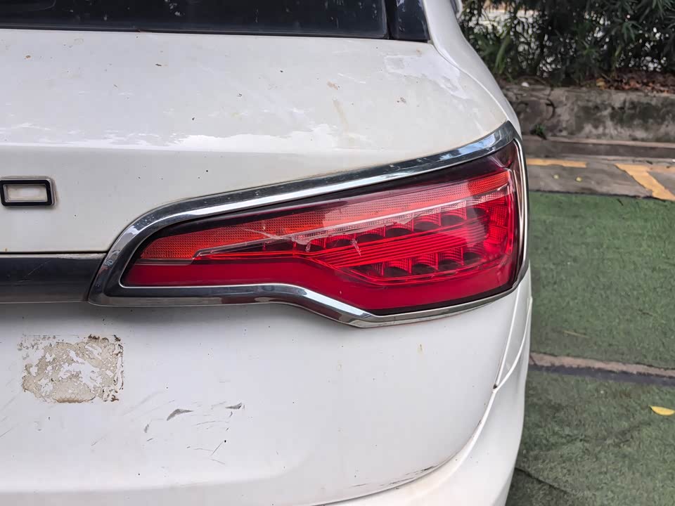 Zotye SR7