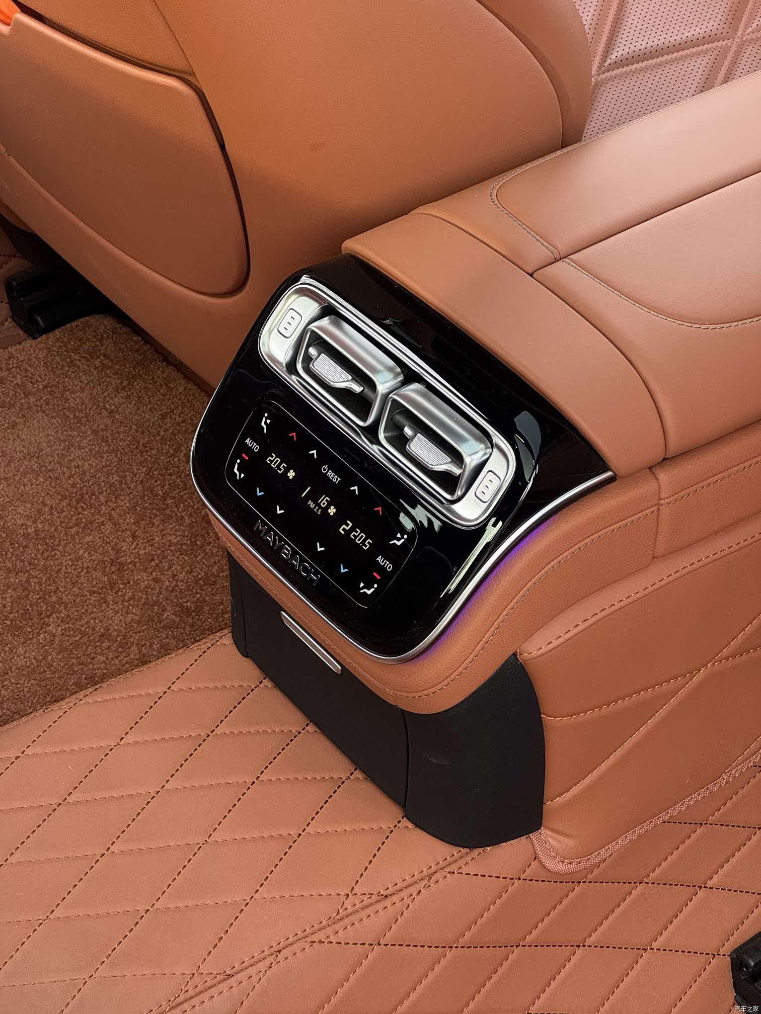 Maybach S-Class, 2024 18