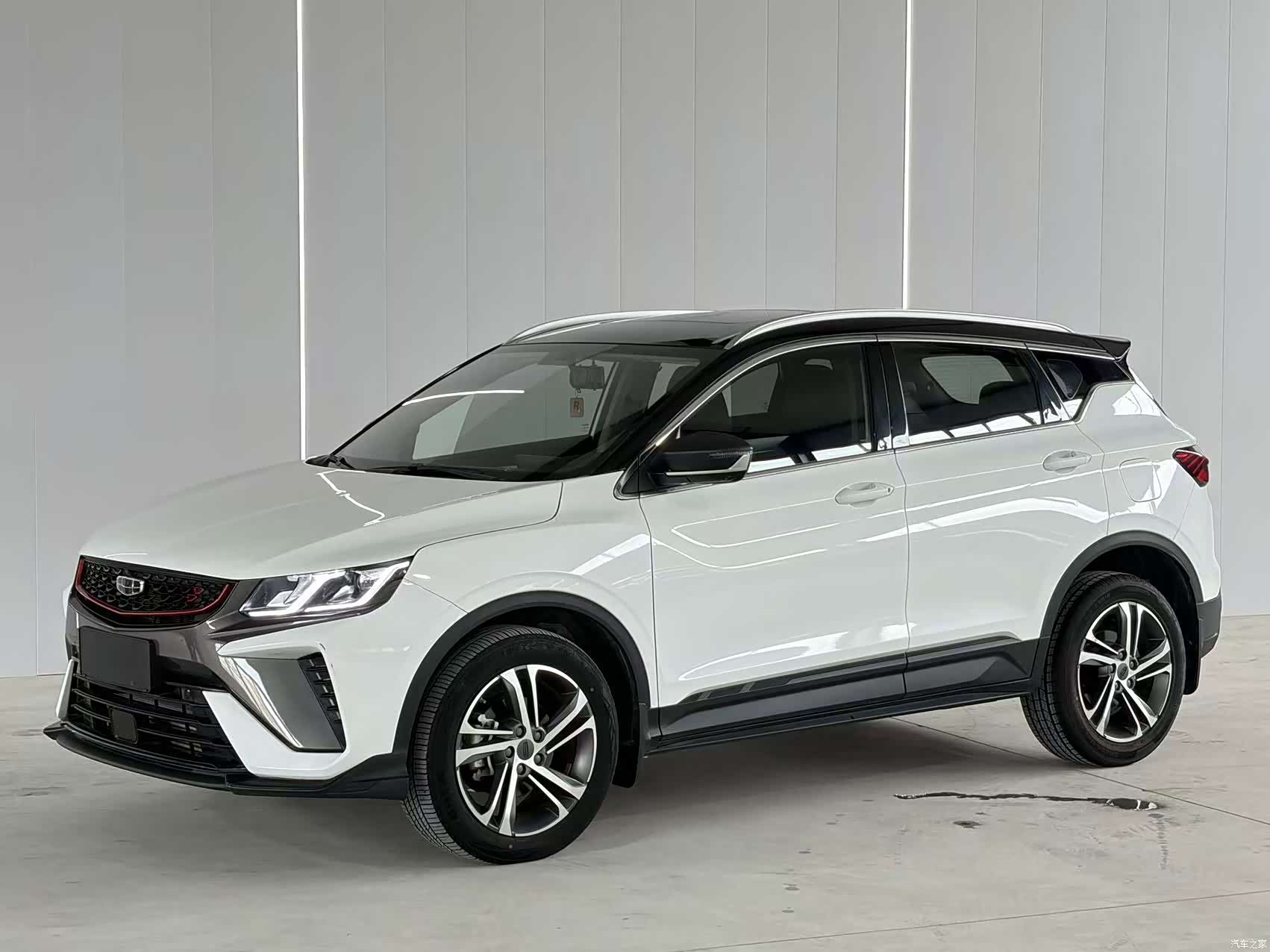 Geely Coolray, 2022 9