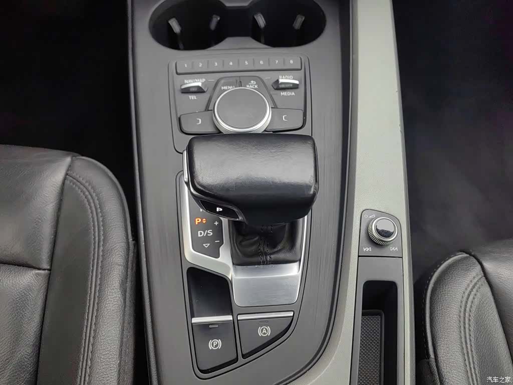 Audi A4L, 2018 13