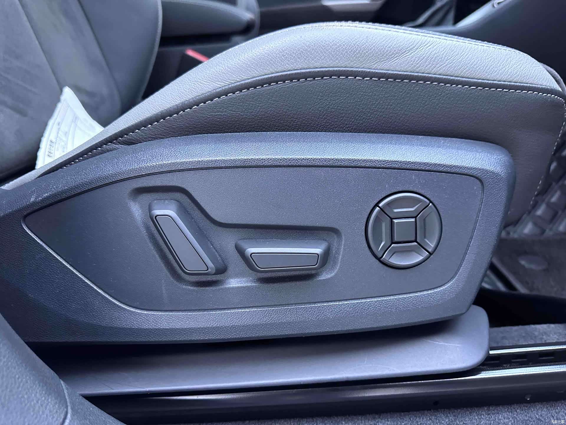 Audi Q3, 2022 16