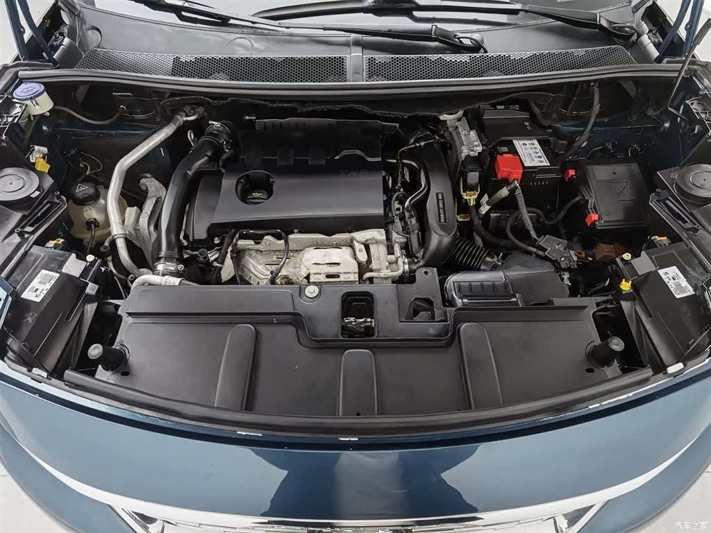 Peugeot 5008, 2017 6
