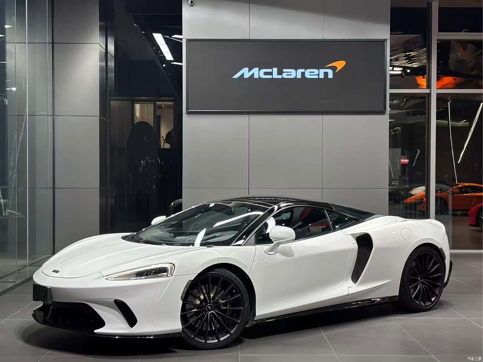 McLaren GT, 2023 1