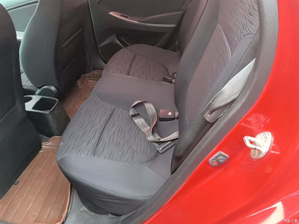 Hyundai GLX, 2014 17