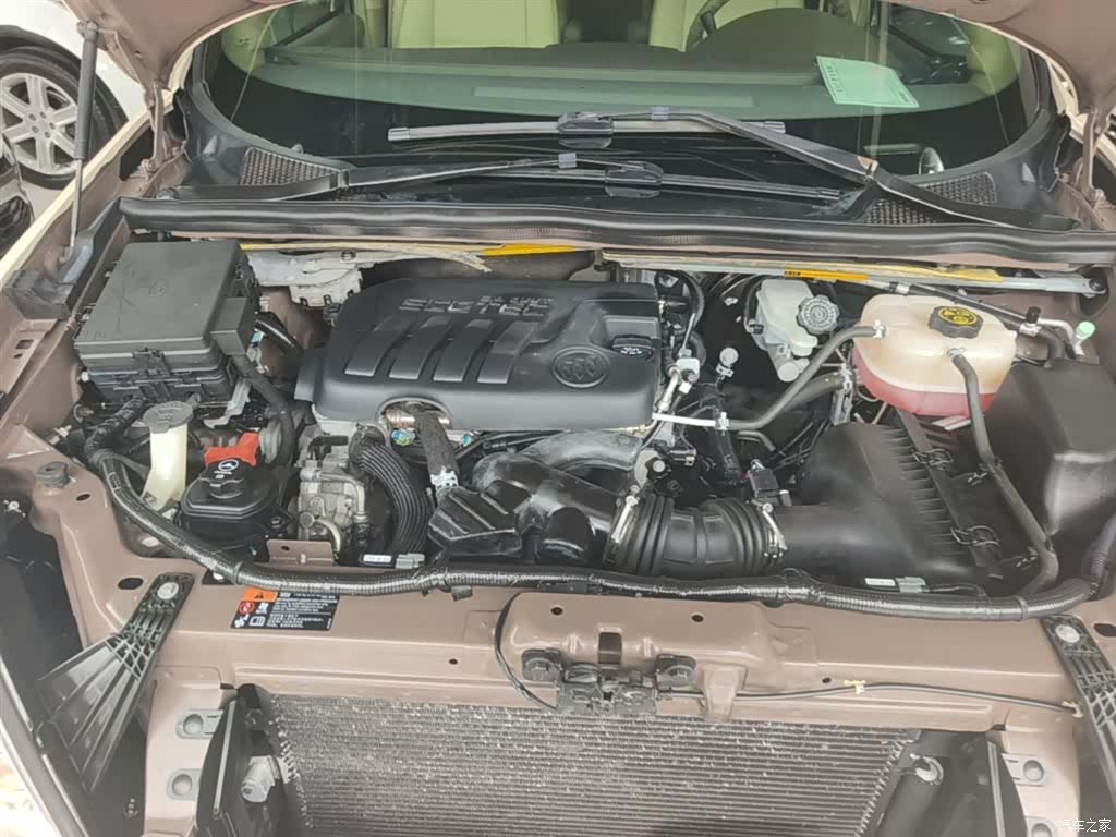 Buick GL8, 2015 20