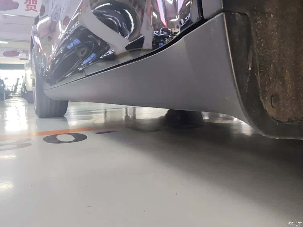 Tesla Model Y, 2023 22